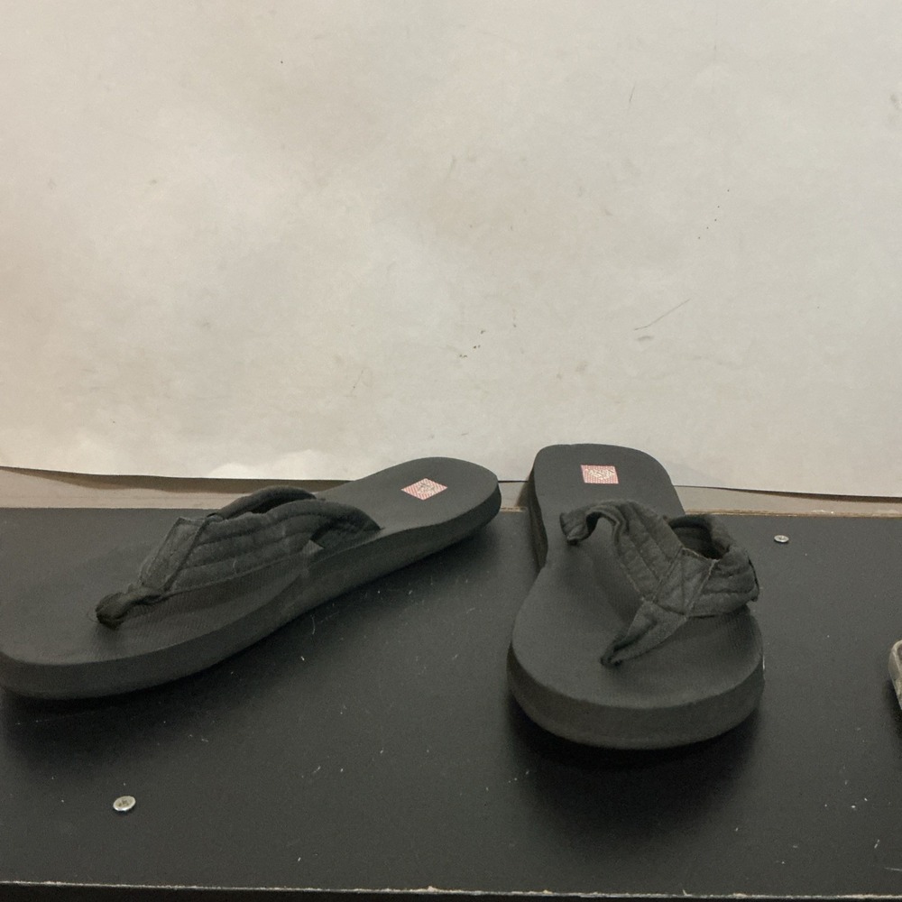 Quiksilver Mens Black Flip Flops Sandals 11.25 Inch Heel To Toe